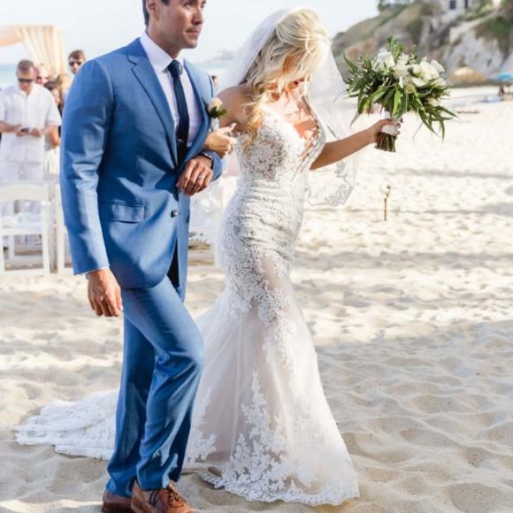 Enzonai Mia wedding gown - Picture 7 of 8